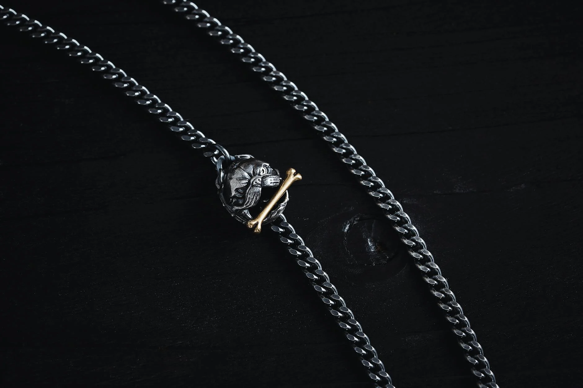 Theme Gratis vs Premium: Mana yang Terbaik untuk Website Anda?